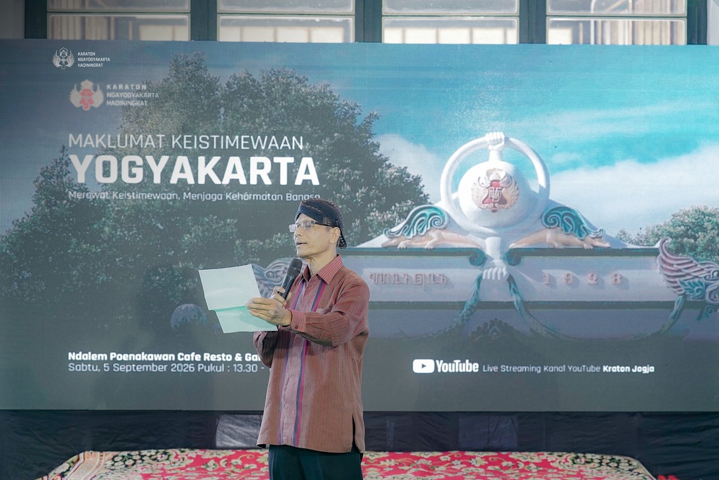 Image slider - Maklumat Keistimewaan: Sarasehan Budaya Peringati Amanat 5 September 1945, Rawat Persatuan Lintas Generasi