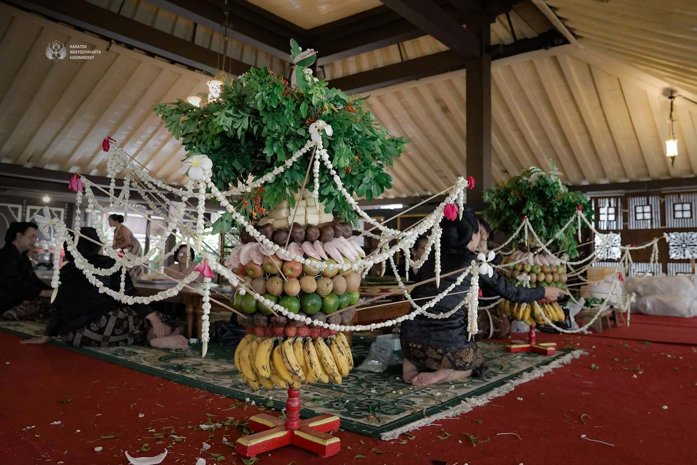 Image slider - Hajad Dalem Yasa Peksi Burak, Tradisi Memperingati Isra Mikraj Tahun Dal 1959