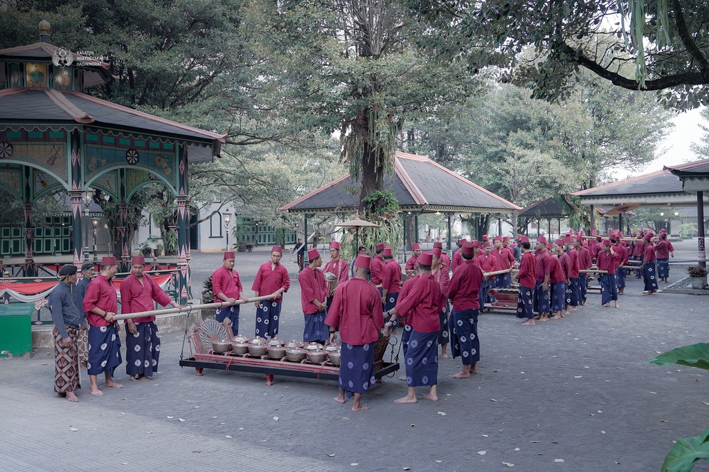Miyos Gangsa.10