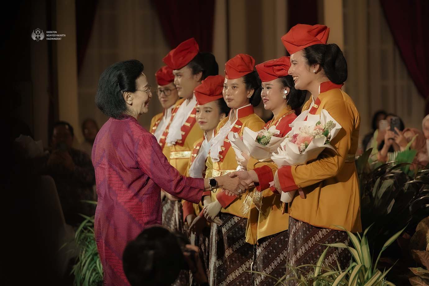 01 01 Small