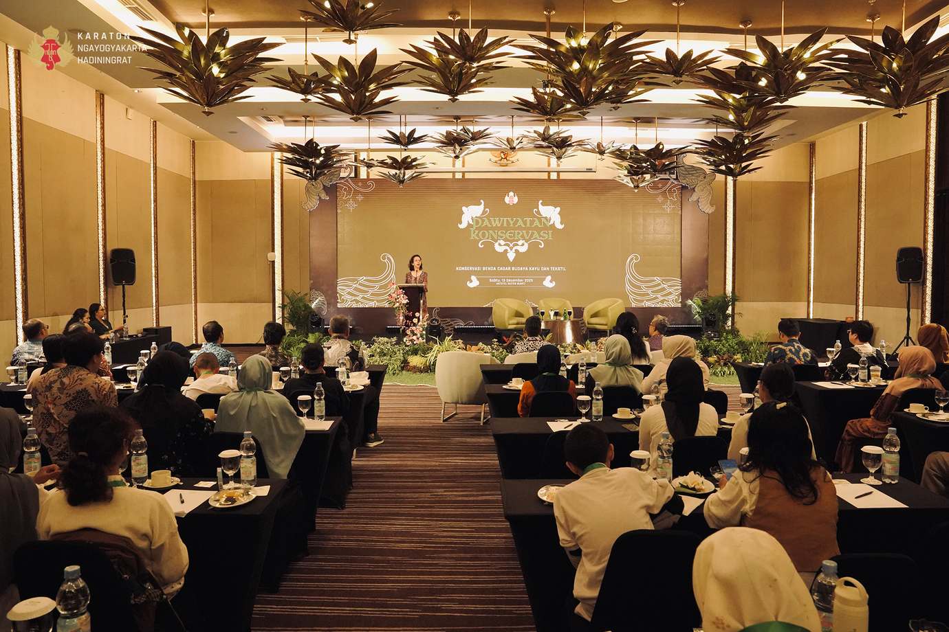 Desain Postingan 23 23 Small